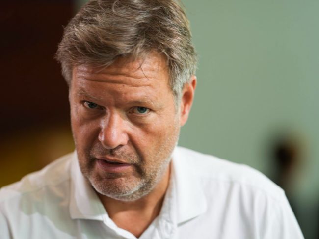Habeck: Plnenie zásobníkov plynu postupuje rýchlejšie, než sa čakalo