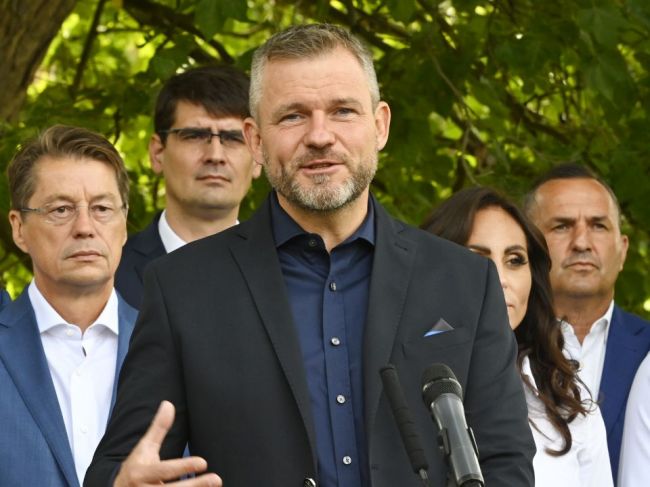 Hlas-SD: Vláda musí skončiť, inak hrozí kolaps slovenskej ekonomiky