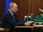 Spojené štáty prinútili európskych lídrov k samovražednému kroku, tvrdí Moskva