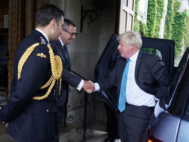 Boris Johnson opustil zámok Balmoral