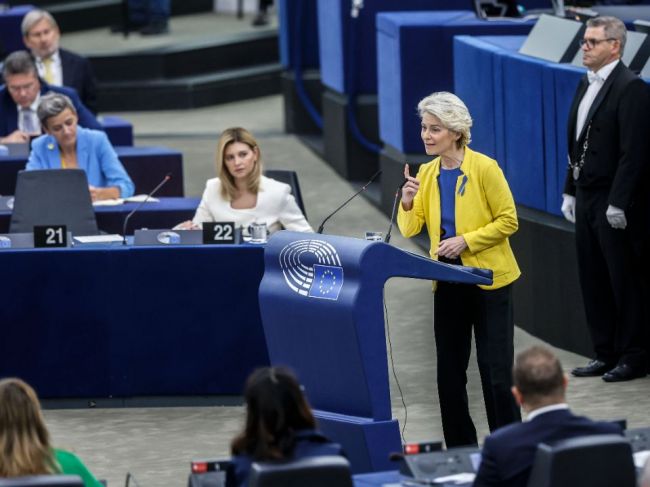 Sankcie proti Rusku ostanú v platnosti, vyhlásila von der Leyenová