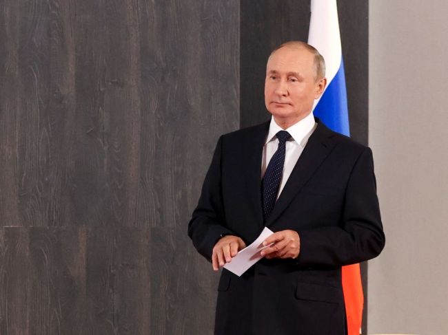 Putin: Ak chce Európa plyn, nech otvorí Nord Stream 2