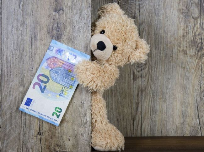 Prieskum: Vreckové dostávajú necelé tri pätiny školákov