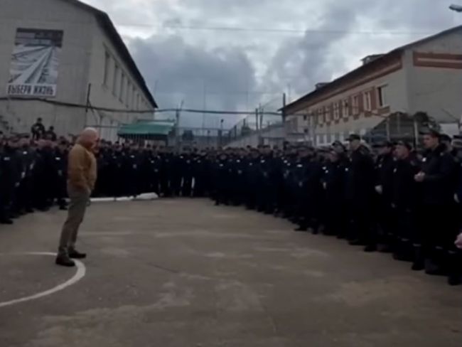 Video: Ruská prokuratúra má vysvetliť nasadenie väzňov z Ruska do bojov na Ukrajine