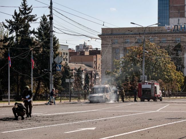 Ostreľovanie mesta Doneck si vyžiadalo najmenej 13 obetí