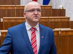 Plénum odmietlo návrh z dielne Sme rodina o pripojení k prepravnej sieti
