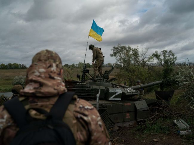 Ruská invázia už stála Ukrajinu takmer 1 bilión USD