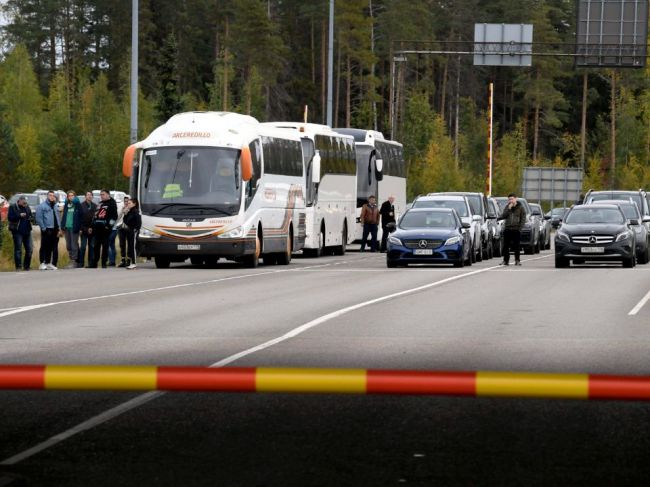 Zeman: Česko by malo prijať Rusov, ktorí utekajú pred mobilizáciou