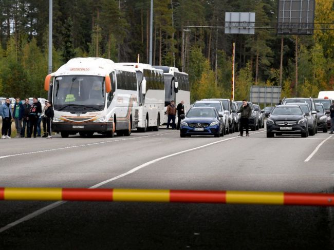 Na hranicu Ruska s Gruzínskom dorazil obrnený transportér