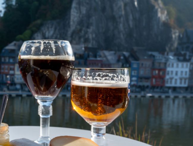 Obľúbeným alkoholickým nápojom môžete bojovať proti demencii. Toľkoto ho musíte vypiť