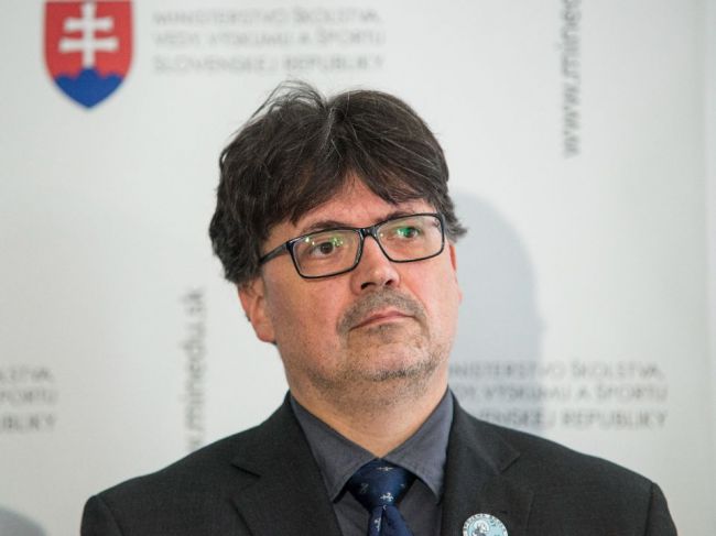 Novým ministrom školstva by mohol byť Ján Horecký. Roky sa angažuje v katolíckych kruhoch