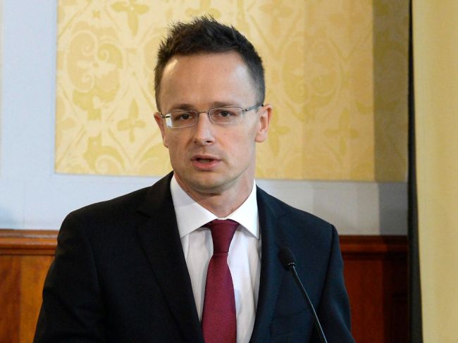 Szijjártó: V Rusku sa začala výroba reaktorov pre 2 nové bloky elektrárne v Paksi