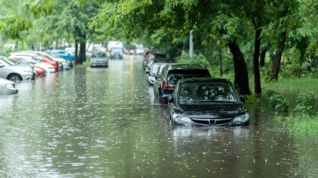 SHMÚ varuje: V týchto okresoch hrozí povodeň