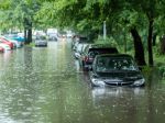 SHMÚ varuje: V týchto okresoch hrozí povodeň