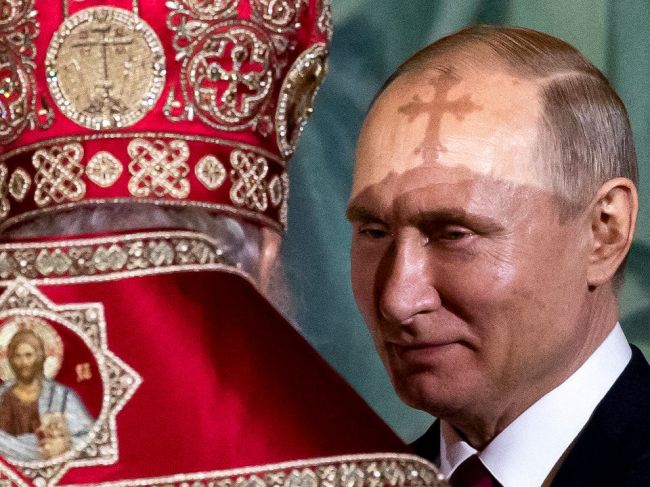 Putin oslavuje sedemdesiatku, Kirill chváli jeho vládnutie