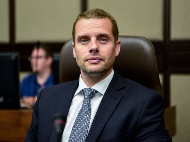 Klus nevylučuje odchod z SaS. O tomto sa rozpráva so stranou