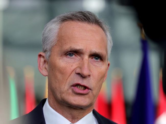 Stoltenberg: NATO chce prioritne poskytnúť Ukrajine systémy protivzdušnej obrany