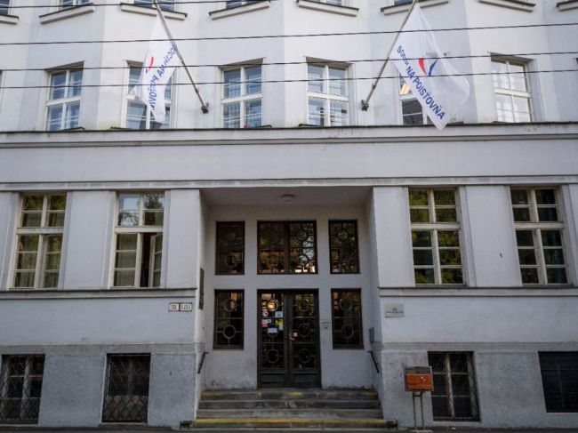 Sociálna poisťovňa od 1. januára 2023 zvýši dôchodky o 11,8 %