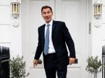 Veľká Británia má nového ministra financií. Tento muž nahradí Kwartenga
