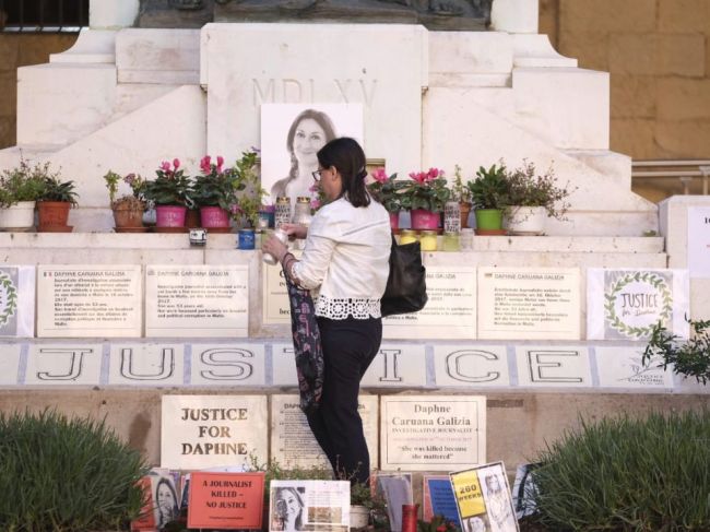 Za vraždu investigatívnej novinárky dostali vrahovia 40 rokov väzenia