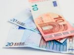 Iba štvrtina podnikov na Slovensku odvádza DPH