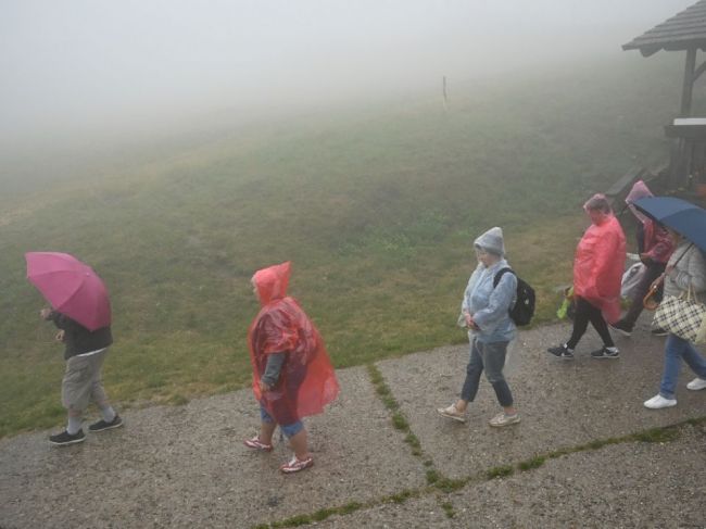 SHMÚ varuje pred hmlou v týchto okresoch