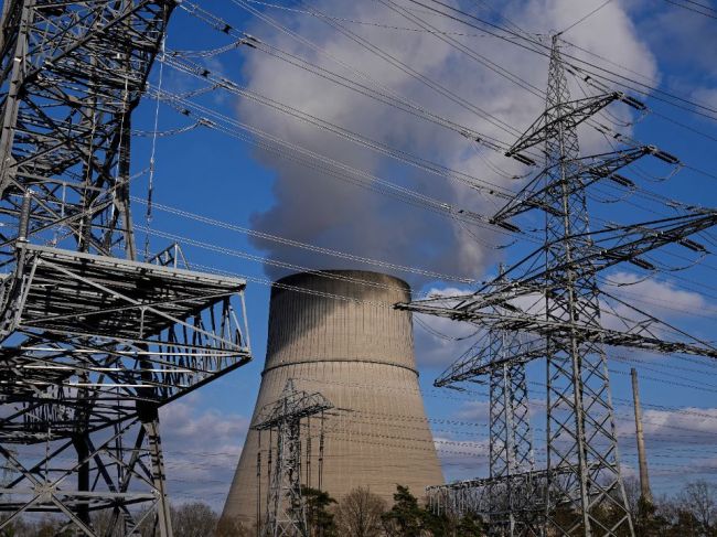 Nemecko predĺži životnosť svojich troch atómových elektrární