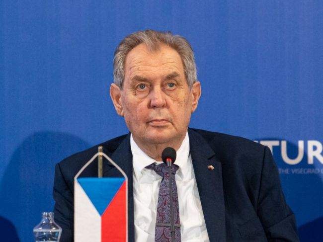 Zeman: Prezident, ktorý chce zjednocovať spoločnosť, je pokrytec