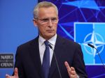 Ukrajina dostane od NATO významnú pomoc, sľúbil Stoltenberg