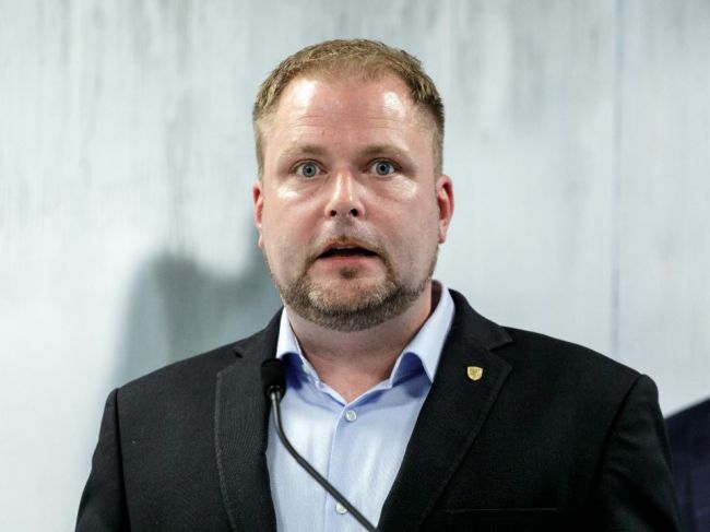 Šéf Finančnej správy Žežulka pred finančným výborom odmietol obvinenie z korupcie