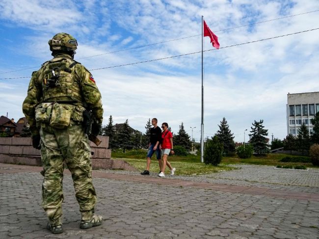 Proruské úrady vyzvali obyvateľov Chersonu, aby opustili mesto