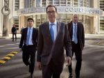 USA sú už v recesii, tvrdí bývalý minister financií Mnuchin