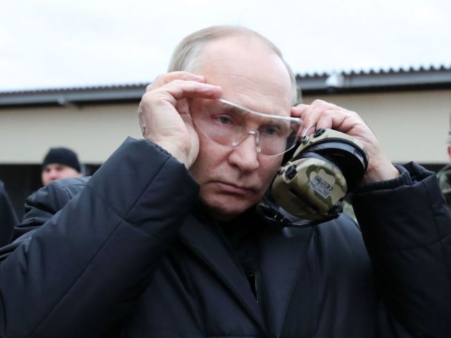 Putin tvrdí, že Moskva nemá v úmysle použiť jadrové zbrane na Ukrajine