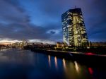 Lagardová: ECB musí pokračovať vo zvyšovaní úrokov, aby potlačila infláciu