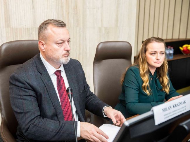 Zmeny v 2. pilieri môžu sporiteľom priniesť až o 64 % viac úspor, tvrdí ministerstvo práce
