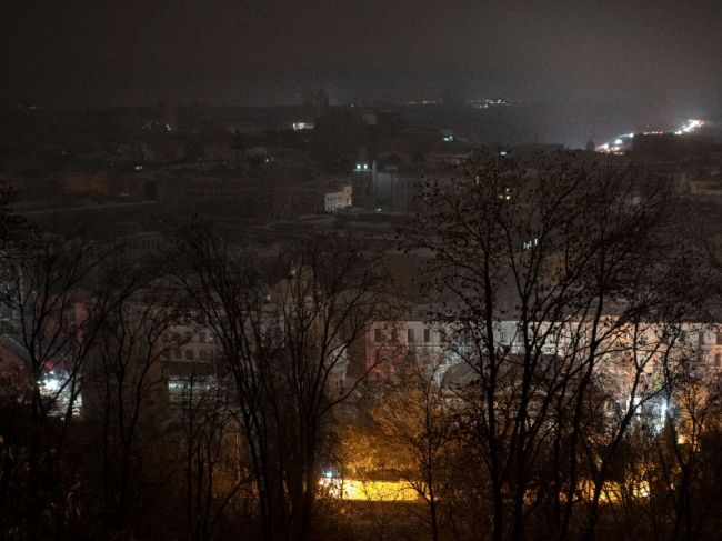 Škody v Kyjeve spôsobili zahraničná a ukrajinská protivzdušná obrana, tvrdí Rusko