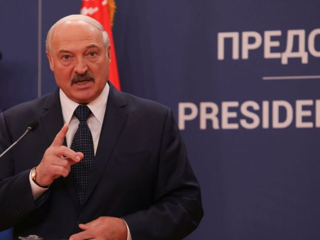 Lukašenko vyzval Ukrajinu, aby prestala bojovať, inak ju čaká skaza
