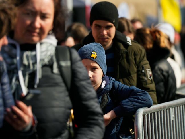 Väčšina Poliakov chce, aby si ukrajinskí utečenci hradili časť nákladov