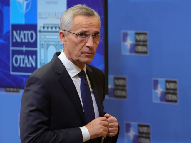 Stoltenberg: NATO nepoľaví v podpore Ukrajiny