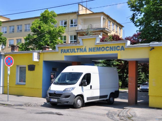 Trnavská fakultná nemocnica obmedzuje plánované operácie od decembra