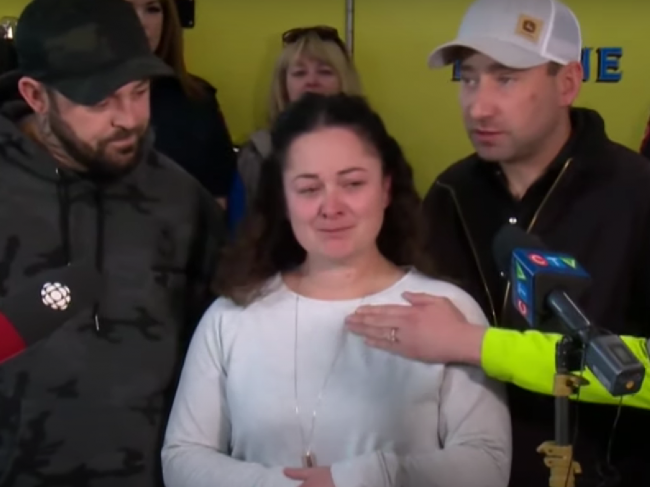 Video: Záchranárka zasahovala pri nehode. Nevedela, že ide o jej zomierajúcu dcéru