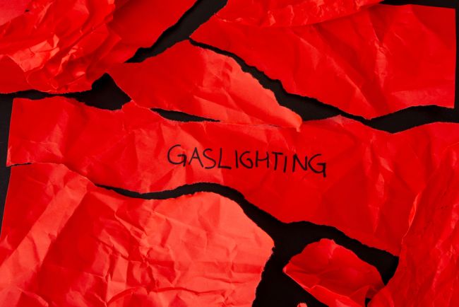 Merriam-Webster: Slovom roka 2022 je "gaslighting"