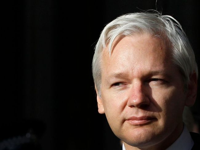 Austrálsky premiér vyzval Spojené štáty, aby prestali stíhať Assangea