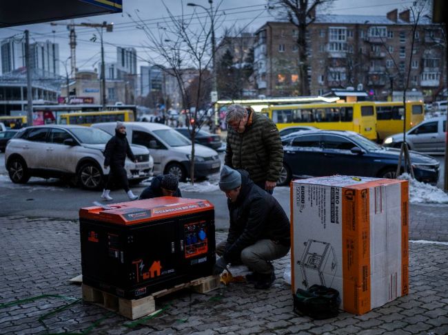 Na Ukrajinu bolo dopravených viac ako 80.000 generátorov