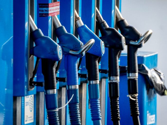 Medzinárodná energetická agentúra sa obáva prudkého nárastu cien ropy v budúcom roku