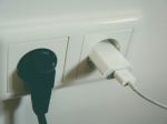 Česká vláda schválila energetický strop pre veľké firmy
