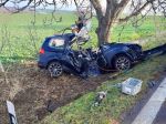Tragická dopravná nehoda: Zrážku so stromom vodič neprežil