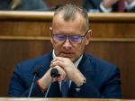 Kollár prerušil schôdzu parlamentu, zasadá poslanecké grémium