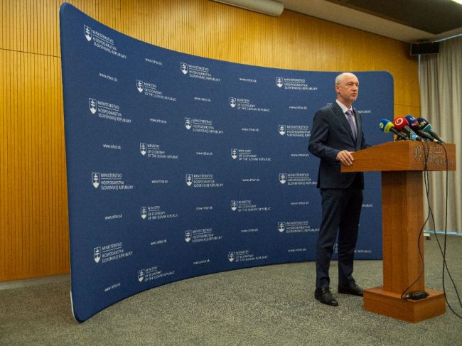 Hirman: Slovnaft bude môcť ropné produkty exportovať aj po 5. februári 2023