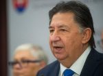Budaj: O príspevok na obnovu rodinných domov požiadalo už vyše 1800 záujemcov
